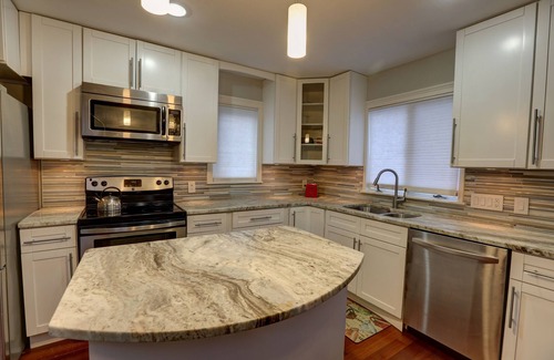 Colesville House | Beautifully Renovated 2BR Home Silver Spring