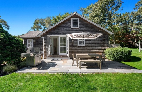 East Hampton North Cottage | Beautifully renovated beach cottage close to the beach and East Hampton Village