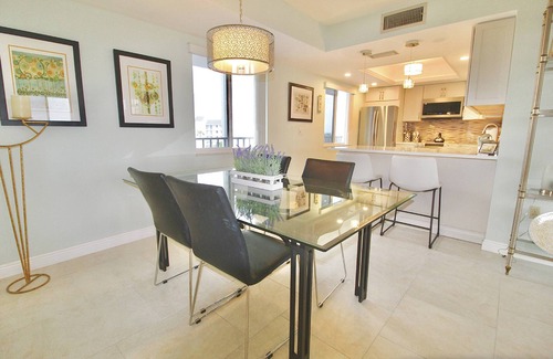 Fort Pierce Condo | Beautifully Renovated Condo - Golf Course Enclosed Balcony View - Oceanfront Community