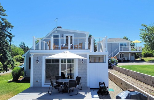 North Truro House | Beautifully Renovated 4BD-A/C, Water Views, Patio & Deck, Walk to Cold Storage Beach