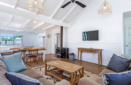 Port Fairy House | Beautifully renovated cottage provides the perfect beach retreat