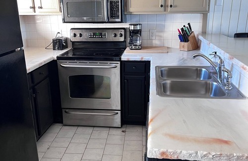 Onamia House | Beautifully Renovated 2 Bedroom Beach Villa on Mille Lacs Lake