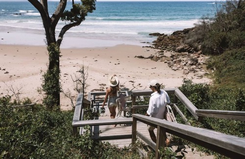 Bendalong Cottage | Beautifully restored 1950's beach shack