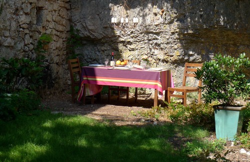 Cabrerets Villa | Beautifully Restored, Large French Villa On The Banks Of The River Cele.