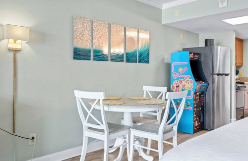 Myrtle Beach Condo | Beautifully Updated Oceanfront King Suite-Indoor Waterpark! Dunes Village 604