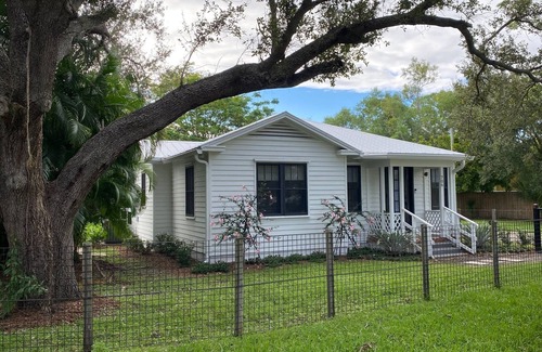 Old Town Hall House | Beautifully updated historic home! Oversize yard with extra parking.