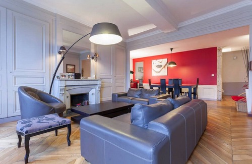 1st Arrondissement Apartment | Beautil Flat On The River Side In Lyon. Up To 11 People