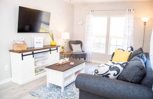 East Ocean View Apartment | Beauty and the Beach