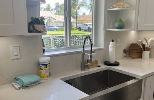 Deerfield Beach House | Beauty and the Beach Vacation House|Backyard w/Heated Pool +Games
