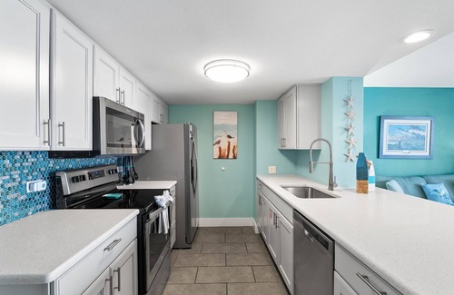 Rockport Condo | Beauty Blues Laguna Reef 310 | Waterfront Condo w/Pool, Pier & Stunning Views