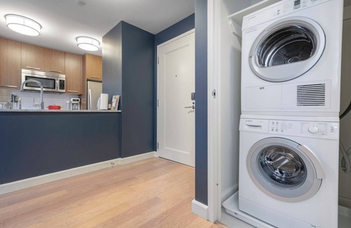 Bay Village Apartment | Beauty in Back Bay, 1BR w/Gym, close to the Common by Blueground