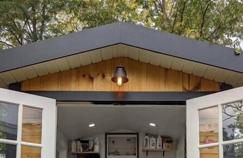 Mount Pleasant Apartment | Beauty & the Birdhouse-Ultimate Self Care Experience