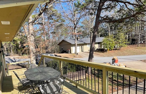Beaver Shores House | Beaver Lake Family Paradise - 3 minutes to boat ramp
