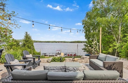 Erinsville House | Beaver Lake Retreat, Escape to Beaver Lake Retreat