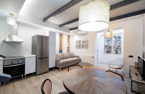 Les Corts Apartment | BeBarceloner Eixample Duplex