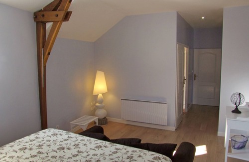 Chateauneuf-les-Bains House | Bed and Breakfast Du Moulin De Lachaux, Auvergne, Puy de dôme, France.