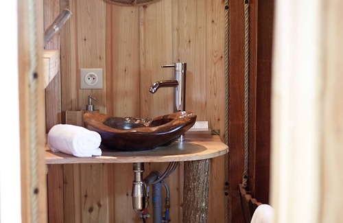 La Chapelle-aux-Naux House | Bed and Breakfast/house holidays in a charming hut with SPA !