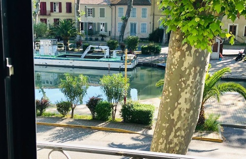 Salleles-d'Aude Bed & Breakfast | Bed and breakfast facing the Canal du Midi