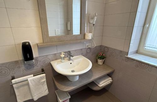 Secondigliano Bed & Breakfast | Bed and Breakfast Aereoparking