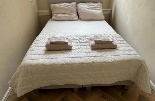 Delfshaven Bed & Breakfast | Bed and Breakfast Heemraadssingel