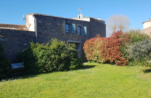 Trausse Bed & Breakfast | Bed and breakfast in the heart of the Minervois with swimming pool 25km from Carcassonne