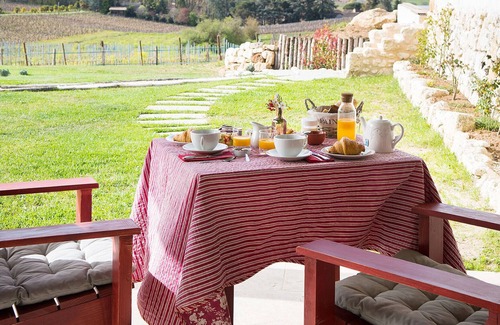 Monbazillac Bed & Breakfast | Bed and breakfast next to the castle of Monbazillac