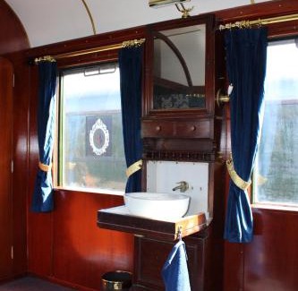 Marrum Hotel | Bed and Breakfast Station Marrum-Westernijkerk