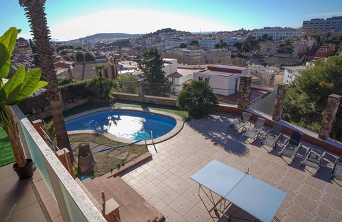 Vallcarca i els Penitents Villa | Bed&BCN Hills House with swimming pool