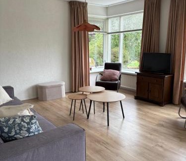 Hantumhuizen House | Bed & Boerderij