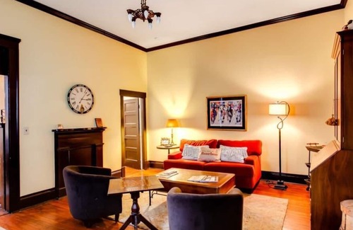 Clifton House | Bed&Bourbon | Classic | Walk | Close to Everything