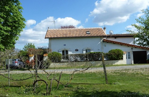 Mareuil en Perigord Bed & Breakfast | BED & BREAKFAST ( CHAMBRES D'HOTE) in quiet countryside location