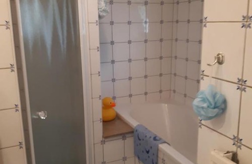 Een-West Bed & Breakfast | Bed & Breakfast “ Gastvrij onthaal “