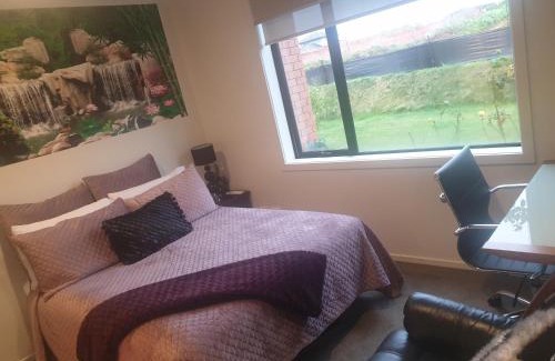 Hamilton House | Bed n breakfast on pear tree lane