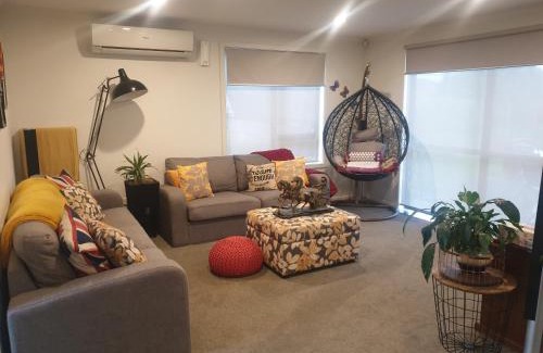 Hamilton House | Bed n breakfast on pear tree lane