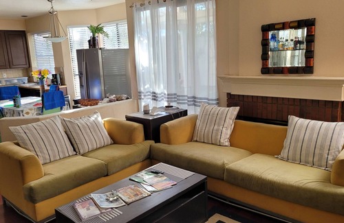Cambrian Community House | BED ROOM 3: SMALL AND CUTE: BEST FOR 1 GUEST: