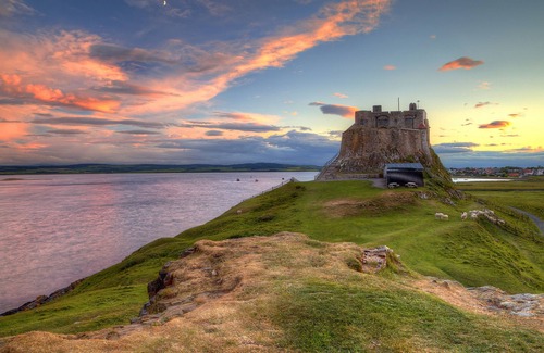 Berwick-upon-Tweed House | Bede Cottage- Beal - One Bedroom House, Sleeps 3