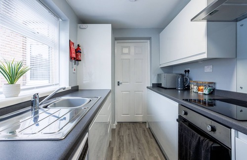 Bedlington Apartment | Bedlington - House - Sleeps 3 - Parking - Garden