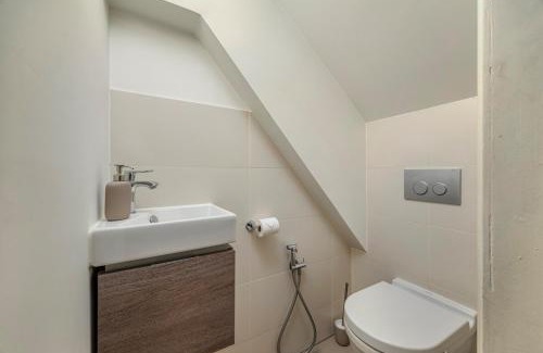 Ferney-Voltaire Apartment | Bedroom 4 - Yesterday's Charm - COLIVING