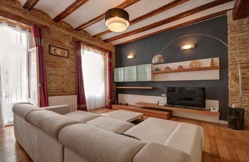 El Pilar Apartment | Beds & Breaks Boyvin