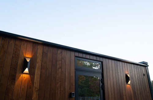 Rising Fawn Cabin | Bee Balm: Unplug Cabins on Cloudland Canyon