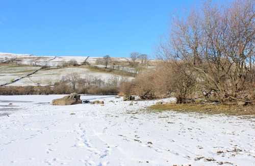 Worton Cottage | Beebole Cottage, cosy Dales home nr Askrigg, Bainbridge & Hawes, sleeps 2