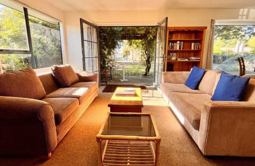 Lake Tekapo House | Beech Cottage - Lake Tekapo