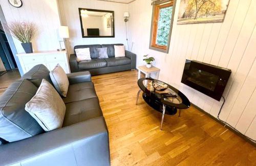 York House | Beech Lodge 2 Hot Tub