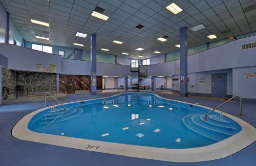 Banner Elk Apartment | Beech Mountain Resort Condo - 5 Mins to Skiing!