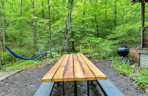 Heidelberg Apartment | Beech Timber- 30 Acre Secluded Glamping in RRG!