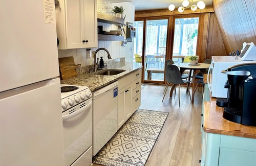 Sister Bay Cottage | Beechwood Cottage -Sleeps 4! A-Frame in Sister Bay, WI: Coffee Bar & Fire Pit!