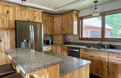 Big Sky House | Beehive Lodge - ski in ski out access to Big Sky Resort