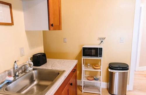 Powderhorn Apartment | BeekManor..