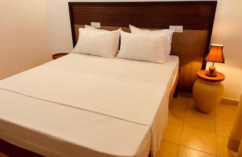 Seeduwa - Katunayake Bed & Breakfast | Bees Airport Hotel