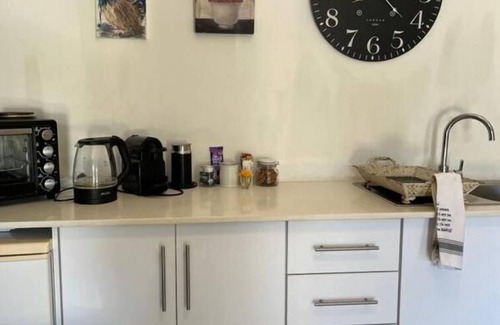 Port Elizabeth Cottage | "Beethoven" Private apartment/Gastehuis